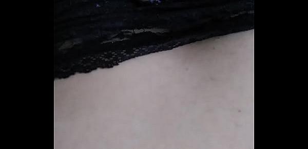  Cogiendo a mi vieja mientras veo xvideos